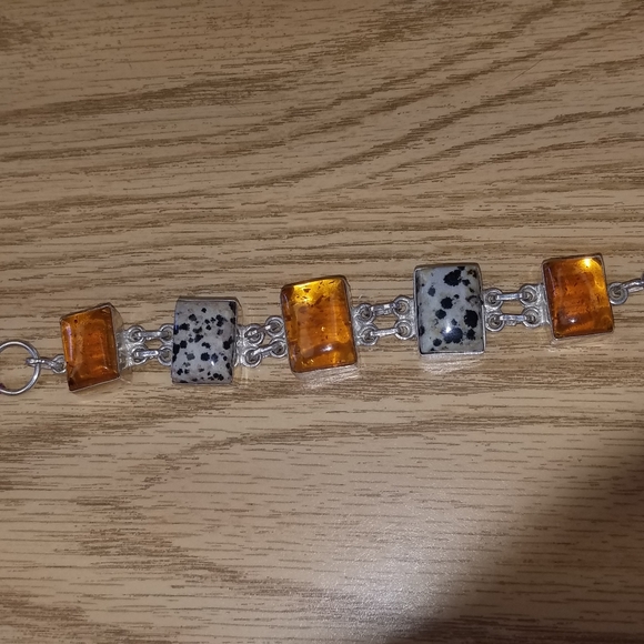 New Sterling silver Dalmation jasper and repressed  amber bracelet - Picture 1 of 7